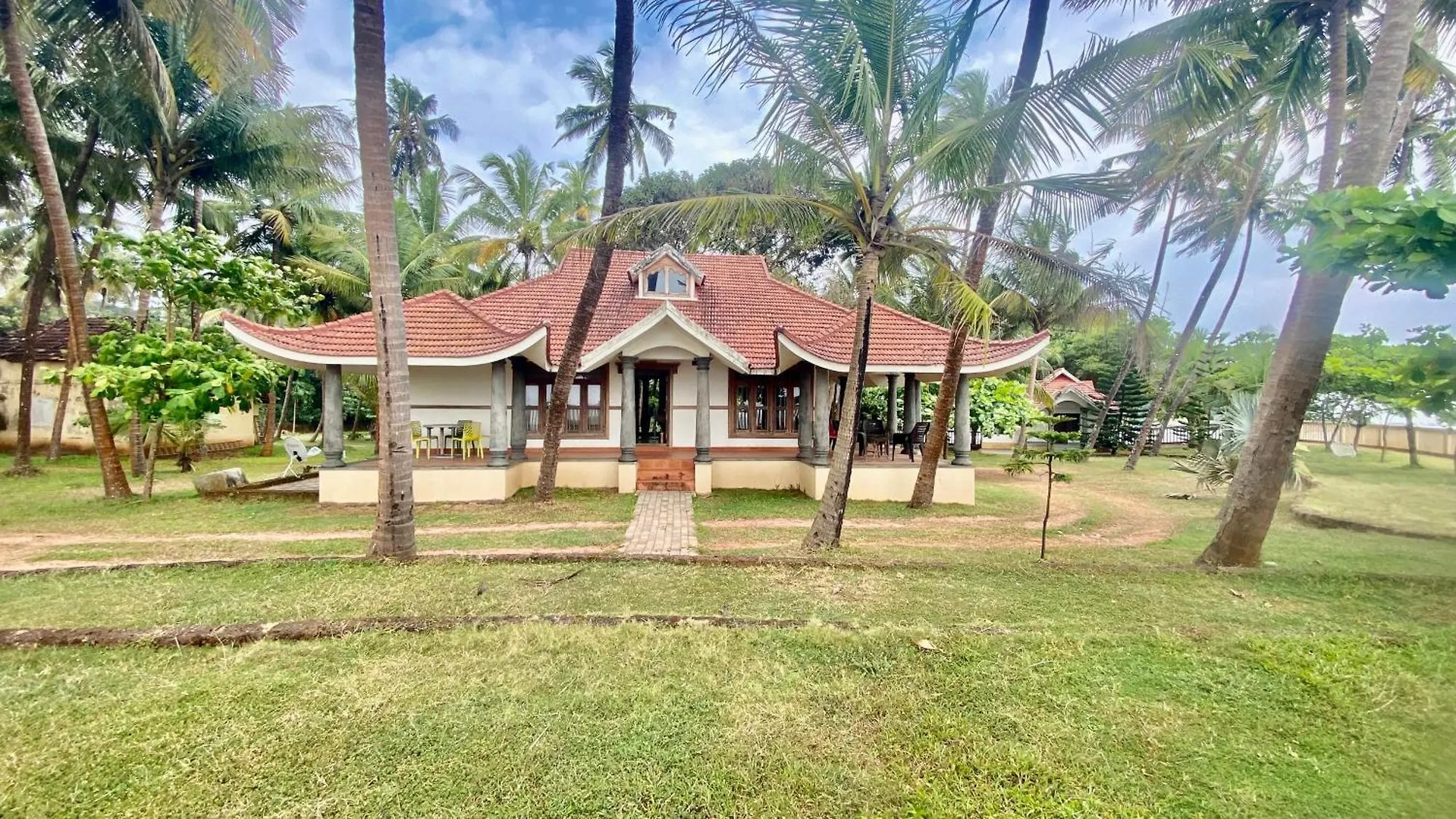 Willo Stays The Metro Landsend Beach Resorts Kannur